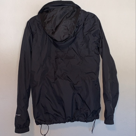 SOLD🤗 The North Face Rain Jacket - Picture 3 of 5